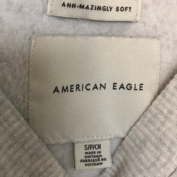 American Eagle Cozy Sweater - Picture 4 of 5